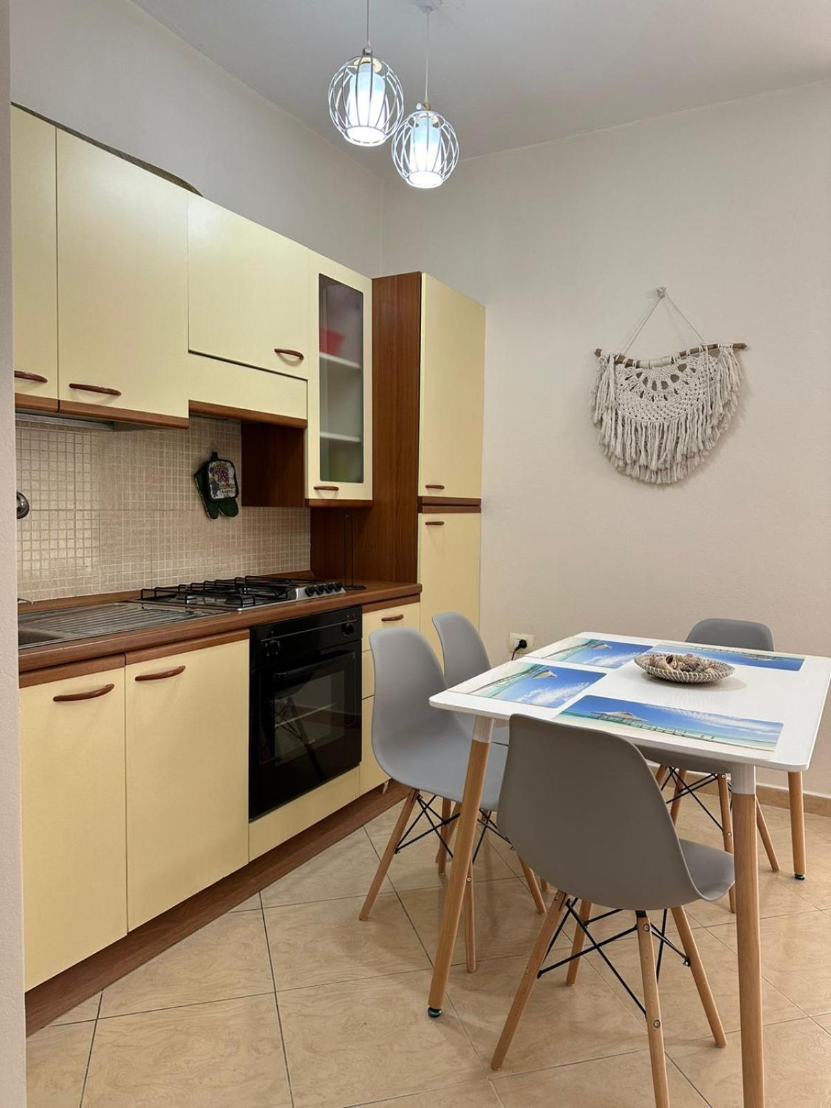 Breeze 1 Apartment