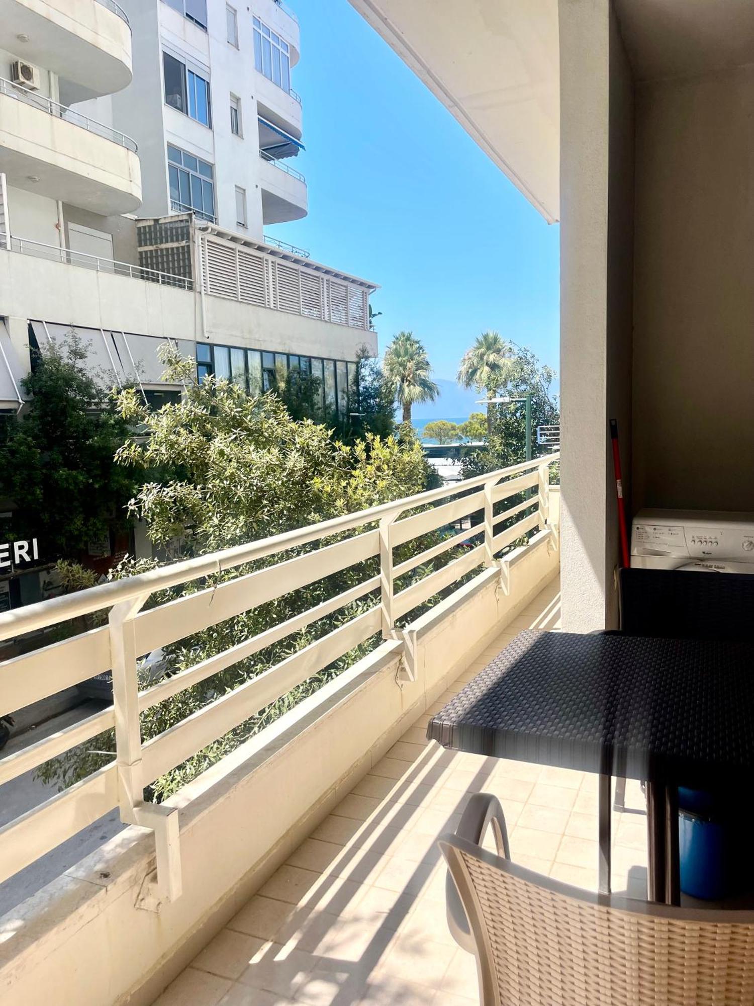 Apartment Breeze 1 *